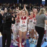 L'équipe de Suisse dames disputera l'Euro 2025 KEYSTONE/PETER SCHNEIDER